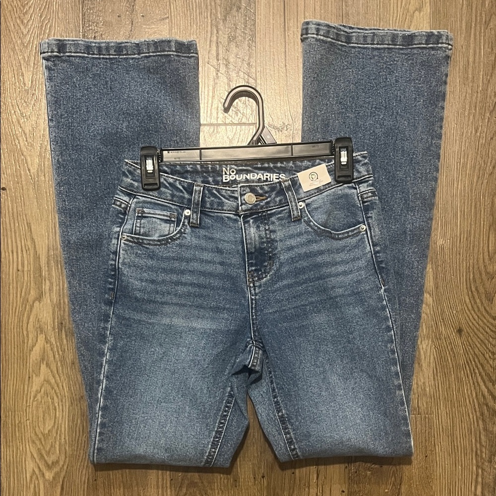 No Boundaries Women's Bootcut Jeans with Back Pocket Blue Bow - Size 0